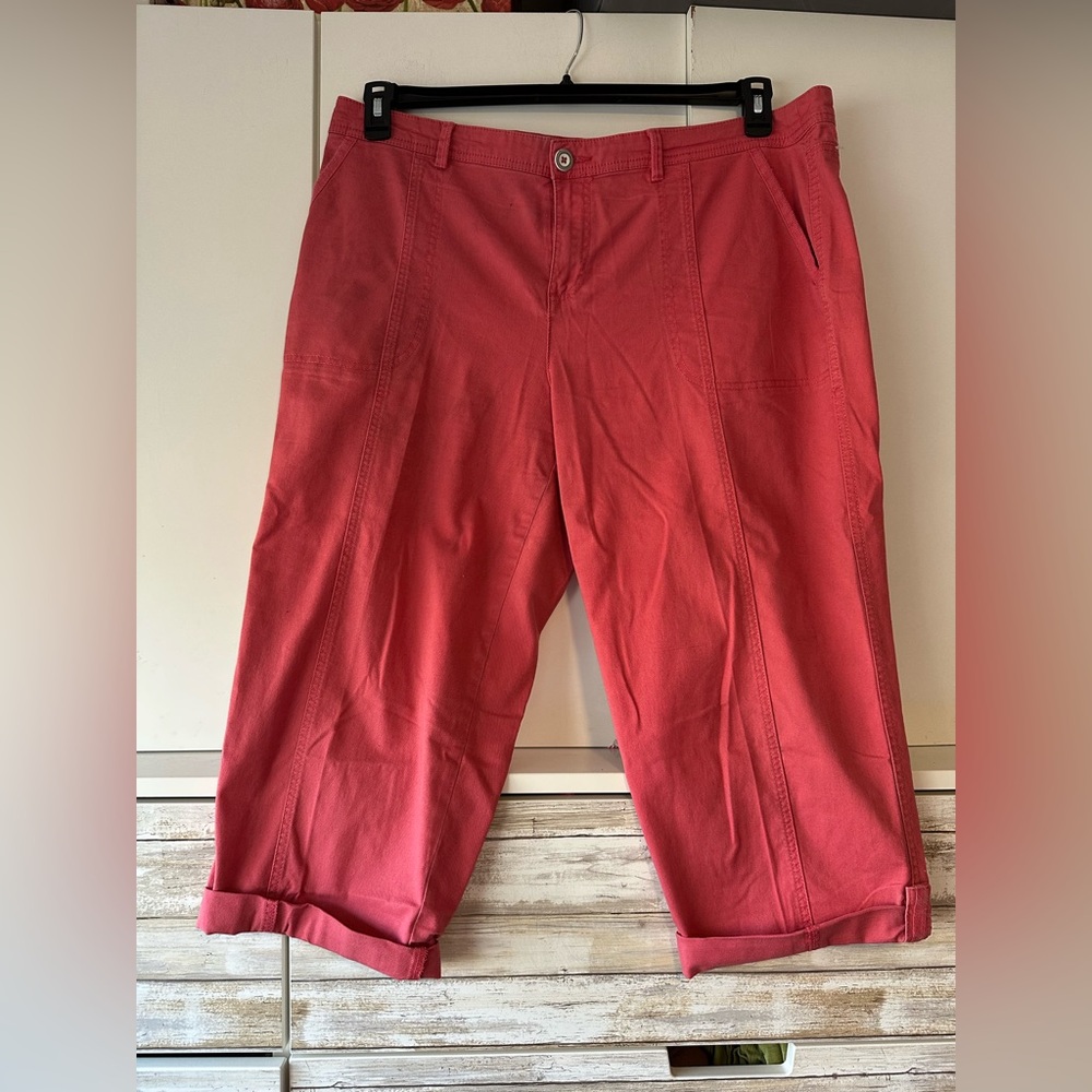 🩷 Style & Co Pink Capri Pants Size 18 Cuffed Stretch Cropped Pants